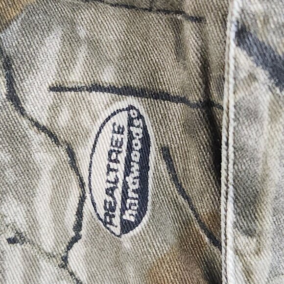 Realtree Camouflaged Pants Boy's Med 8 Hardwoods Cargo Pockets Outdoors Hunting - Picture 7 of 9